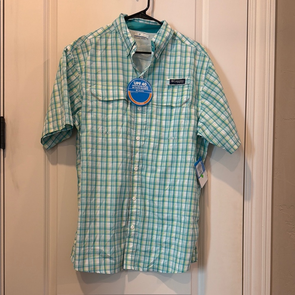 Columbia Men's Green Plaid fishing Shirt - beach coverup?